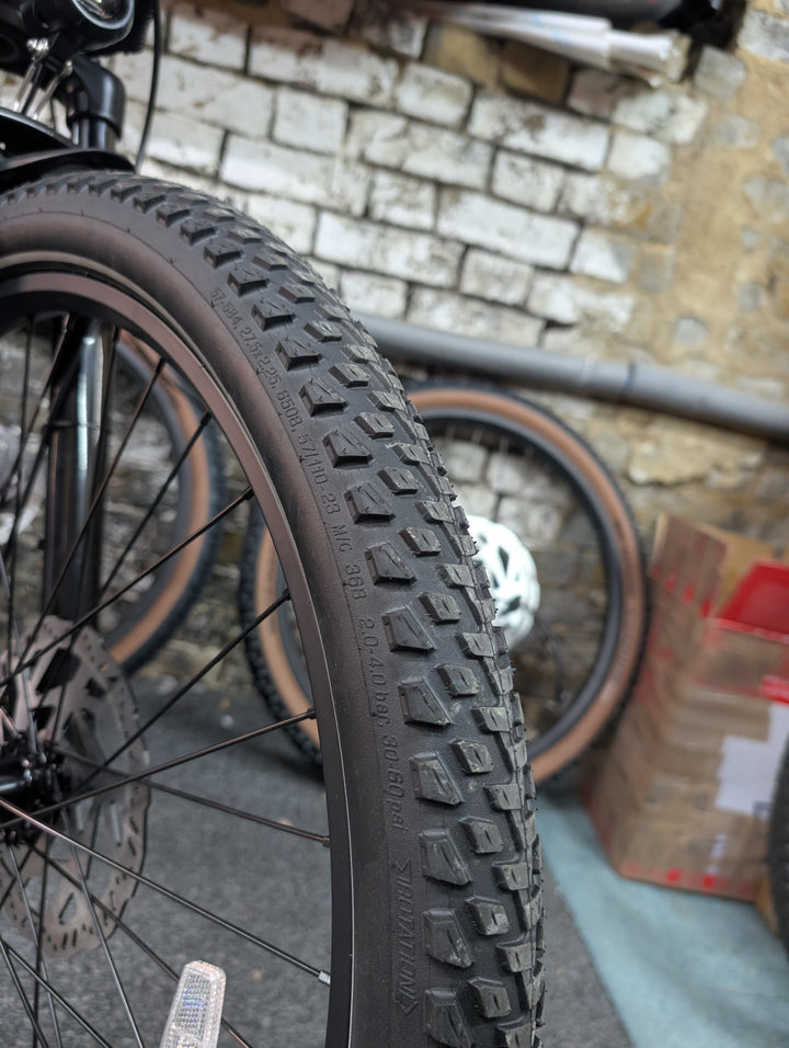 Schwalbe Marathon Pluss MTB tires x2