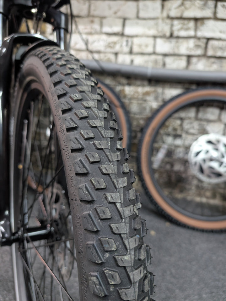 Schwalbe Marathon Pluss MTB tires x2